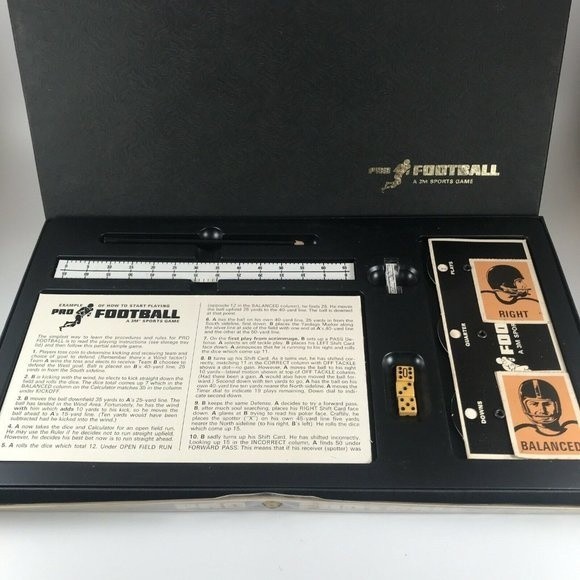 Pro Football Game By 3M Brand Sports Games 1966 - Picture 2 of 5